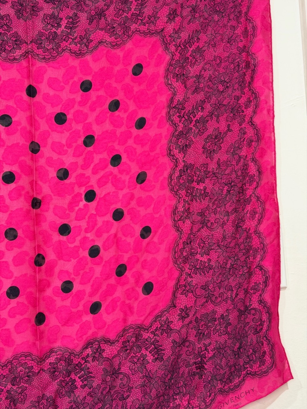 Givenchy Pink and Black Lace-Print Scarf - Picture 5 of 10